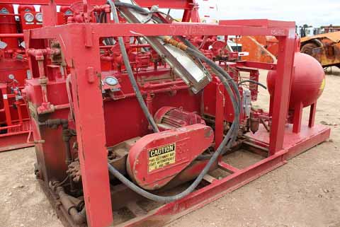 KOOMEY ACCUMULATOR TYPE 80 4-STATION CLOSING UNIT