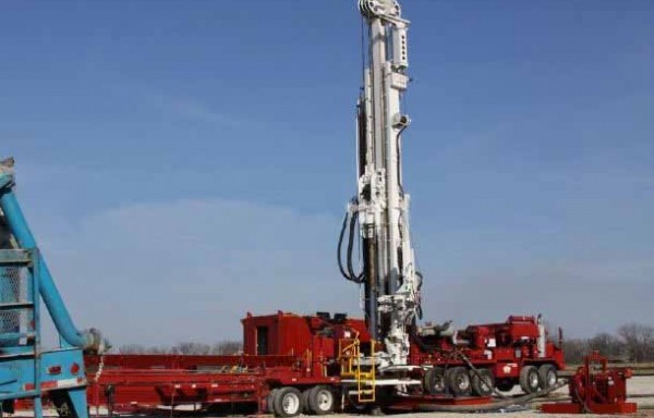 SCHRAMM T130XD 760HP DRILLING RIG