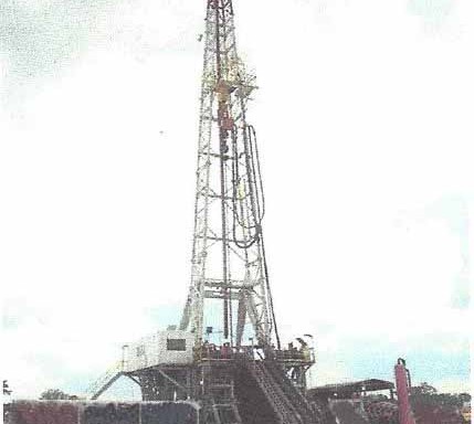 SKYTOP BREWSTER N-75-A 1000HP DRILLING RIG